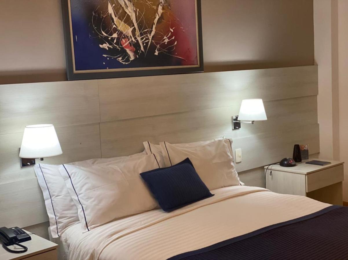 Camacari Plaza Hotel Buitenkant foto