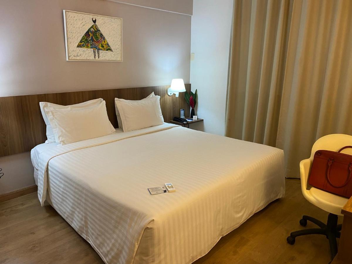 Camacari Plaza Hotel Buitenkant foto