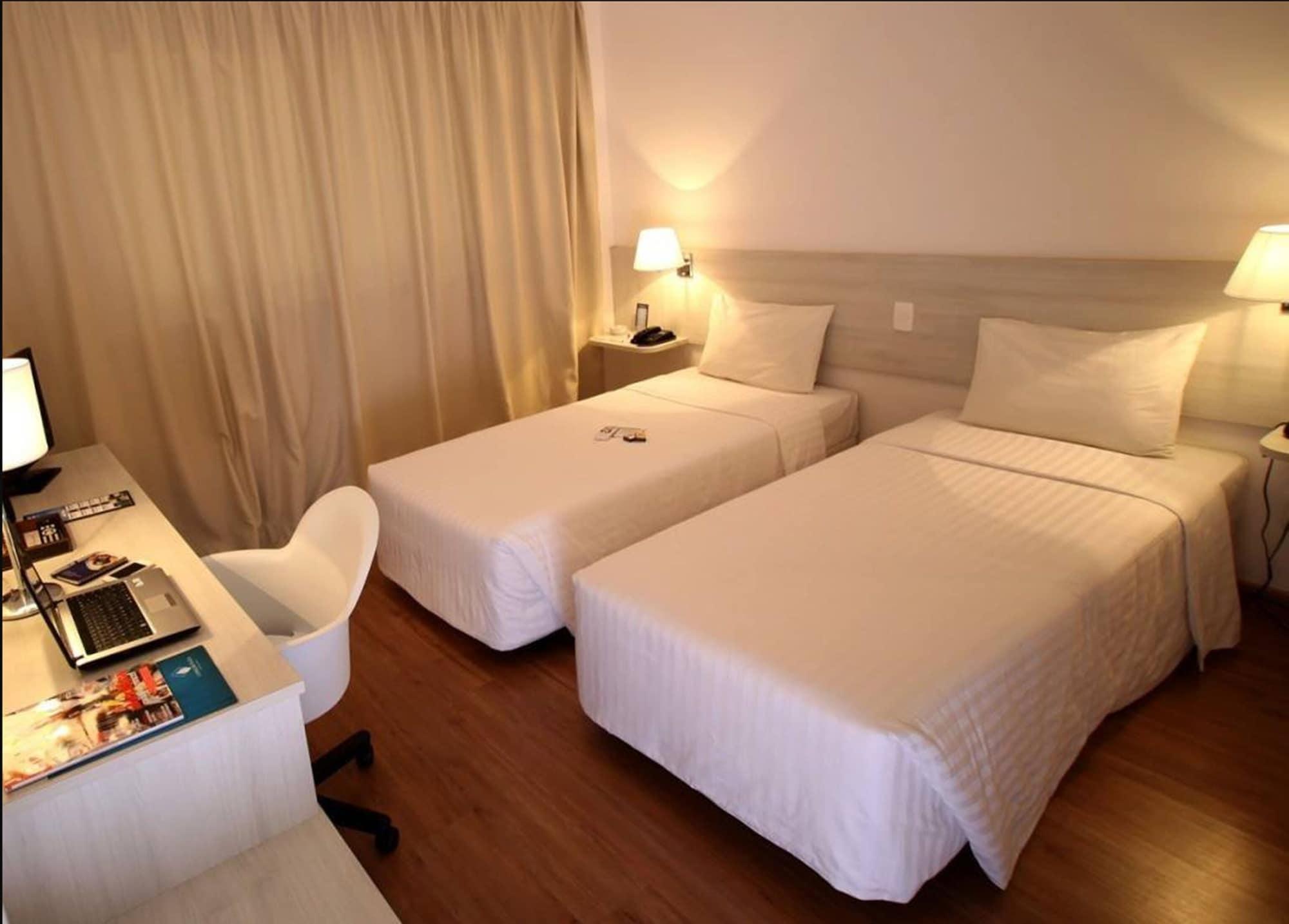 Camacari Plaza Hotel Buitenkant foto