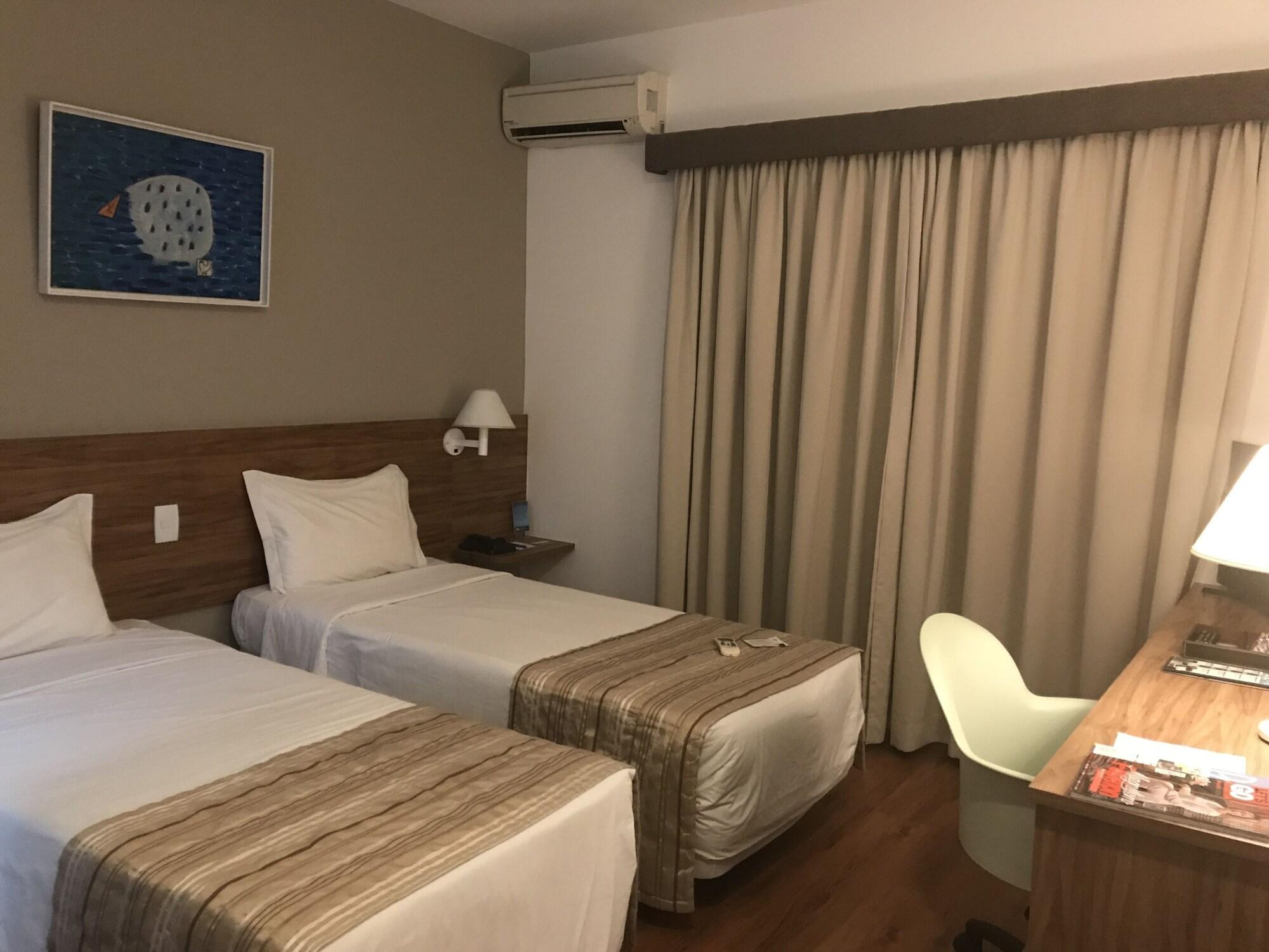 Camacari Plaza Hotel Buitenkant foto